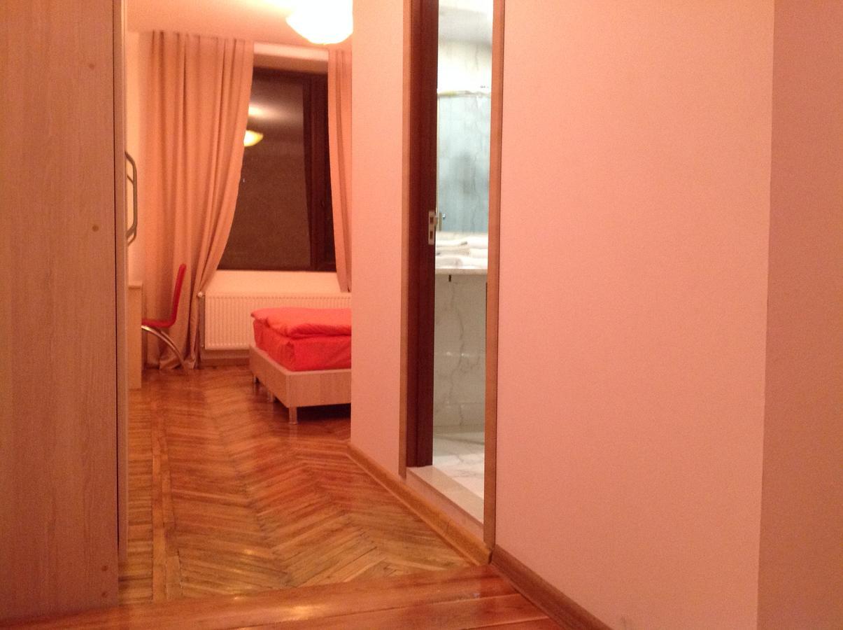 Aia Kazbegi Hotel ภายนอก รูปภาพ